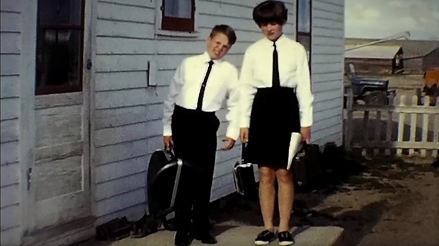 0044 Oilmont Band Merry and Frank