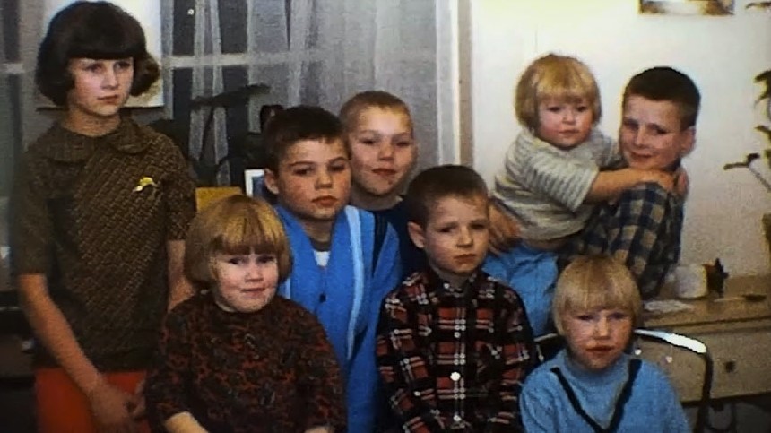 0129 Dorothy Heydon Relatives Ralph and Cherry Olson Three